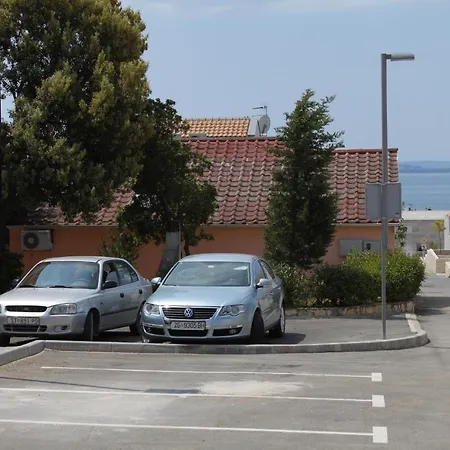 With Parking Space Petrcane, Zadar - 3300 * Petrčane
