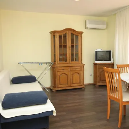 With Parking Space Petrcane, Zadar - 3300 Apartment Petrcane